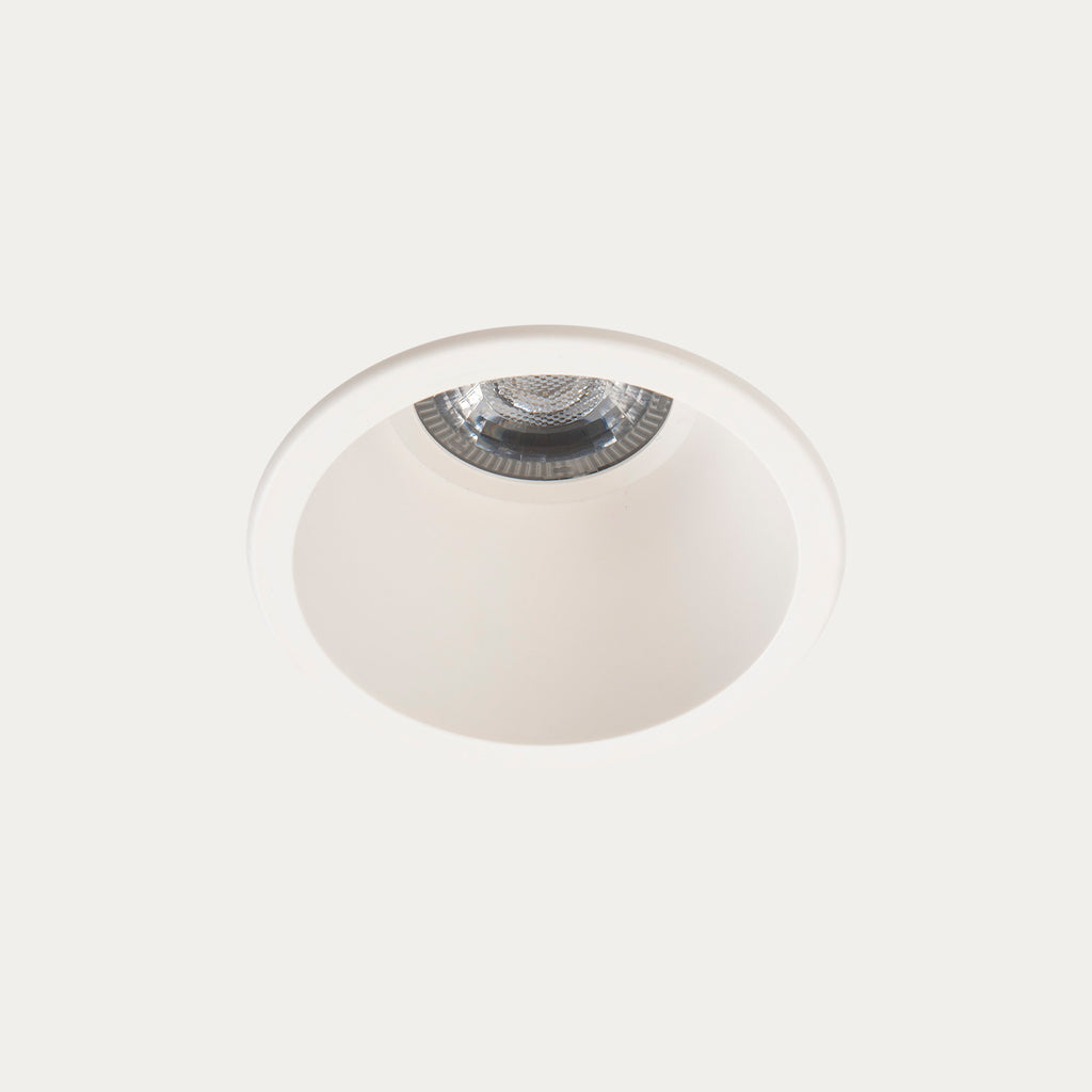 Downlight Lite ø105mm 6.7W Blanc chaud - 3 000 K CRI 80 30.2º ON-OFF Blanc IN IP20 / OUT IP54 638lm